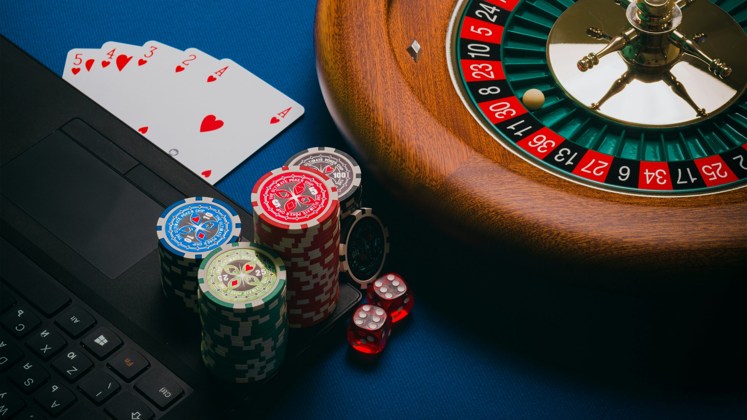 Roulette wheel and poker chips